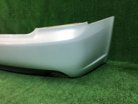 Parachoques trasero SUBARU LEGACY B4 OEM 57703AG050WZ, 57704AG050 BLE  BL5 BL9  BL 2004 white pearl 36J