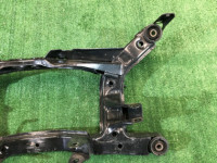 Travessa traseira SUBARU LEGACY OEM 20152AE001 BH9 BHE BH5 BE5 BE9 BEE 2001 EJ206