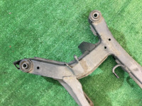 Travessa traseira SUBARU LEGACY OEM 20152AE001 BH9 BHE BH5 BE5 BE9 BEE 2001 EJ206