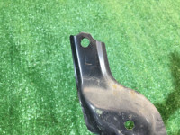 Suporte esquerdo do para-choques dianteiro SUBARU LEGACY OEM 57707AE130 BE5 BH5 2001 blue 14L,11K