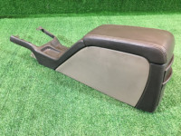Porta-luvas e apoio de braço кожа SUBARU LANCASTER OEM 92111AE030AD, 66150AE020DG, 92132AE000DG BH9 BHE BH5 1998 beige 8L5
