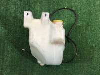 Depósito do lava-vidros SUBARU LANCASTER OEM 86610AE010 BH9 BHE BH5 1998 EJ254