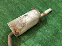 Panela de escape SUBARU LANCASTER OEM 44300AE120 BH9 1998 EJ254