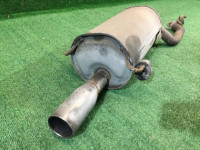 Panela de escape SUBARU LANCASTER OEM 44300AE120 BH9 1998 EJ254