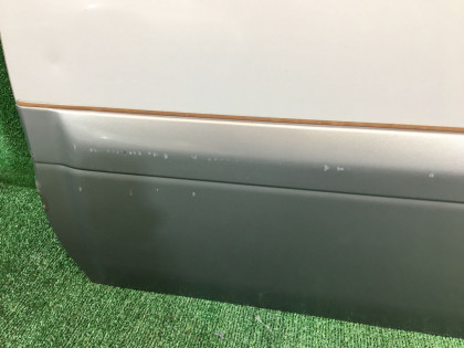 Porta traseira esquerda SUBARU LANCASTER OEM 60400AE170 BH9 BHE 1998 beige 8L5