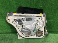 Porta traseira esquerda SUBARU LANCASTER OEM 60400AE170 BH9 BHE 1998 beige 8L5