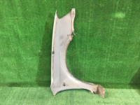 左フロントフェンダー SUBARU LANCASTER OEM 57120AE030 BH9 BHE 1998 beige 8L5