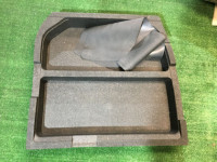 后备箱饰板 SUBARU LANCASTER OEM 94047AE020AD, 94047AE030AD, 95066AE030GG, 95066AE020GG BHE BH9 BH5 1998 beige 8L5