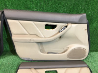 车门饰板 кожа SUBARU LANCASTER OEM 94210AE360AD, 94210AE370AD, 94220AE220AD, 94220AE230AD BH9 BHE BH5 BE5 BE9 BEE 1998 beige 8L5