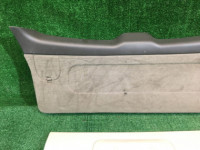 Обшивка пятой двери SUBARU LANCASTER OEM 94320AE010AD, BH9 BHE BH5 1998 beige 8L5