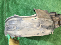 Guarda-pó dianteiro direito SUBARU LANCASTER OEM 59110AE020 BHE BH9 1998 beige 8L5