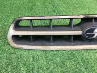 กระจังหน้า SUBARU LANCASTER OEM 91121AE020 BHE BH9 1998 beige 8L5