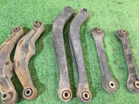 Braços de suspensão traseiros SUBARU LANCASTER OEM 20250AE030, 20250AE050, 20250AE010, 20250AE000 BHE BH9 1998 EJ254