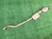 ท่อไอเสียท่อนกลาง SUBARU LANCASTER OEM 44300AE120 BH9 BE9 1998 EJ254