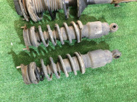 ストラット SUBARU LANCASTER OEM 20365AE020, 20310AE140, 20310AE150, 20330AE100 BH9 BH5 1998 EJ254