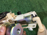 Бензонасос SUBARU LANCASTER OEM 42021AE040 BHE BEE 2000 EZ30