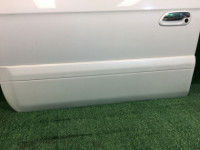 Porta dianteira esquerda SUBARU LANCASTER OEM 60009AE050 BHE BH9 2000 white 07C