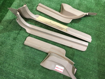 スカッフプレート SUBARU LANCASTER OEM 94060AE000GE, 94060AE010GE, 94061AE000GE, 94061AE010GE BHE BH9 BH5 2000 white 07C