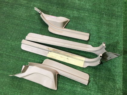 スカッフプレート SUBARU LANCASTER OEM 94060AE000GE, 94060AE010GE, 94061AE000GE, 94061AE010GE BHE BH9 BH5 2000 white 07C