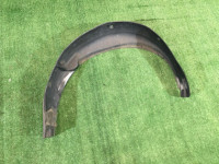 Guarda-pó traseiro esquerdo SUBARU LANCASTER OEM 59112AE010 BHE BH9 2000 white 07C