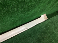ชายบันไดขวา SUBARU LANCASTER OEM 91111AE080YF BHE BH9 2000 white 07C