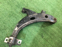 Рычаги передние SUBARU LANCASTER OEM 20201AC100, 20201AC110, 20200AA200, 20200AA210 BHE BH9 2000 EZ30
