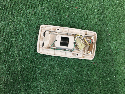 Плафон салона центральный SUBARU LANCASTER OEM 84601AE000GF BHE BH9 2000 EZ30