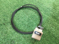 引擎盖拉线 SUBARU LANCASTER OEM 57330AE000GE BHE BH9 2000 white 07C
