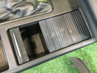 Porta-luvas e apoio de braço SUBARU OUTBACK OEM 92111AG200JC BPE BP9 BP5 2005 gold 39J