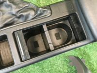 Porta-luvas e apoio de braço SUBARU OUTBACK OEM 92111AG200JC BPE BP9 BP5 2005 gold 39J
