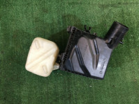 Air filter housing SUBARU OUTBACK OEM 46052AG000, 16546AA090, 46052AG050, 46043AG020 BPE BLE 2005 EZ30