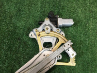 Elevalunas delantero izquierdo SUBARU OUTBACK OEM 61188AG010 BPE BP9 2005