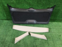 Revestimento da porta da bagageira 94320AG000JC SUBARU OUTBACK