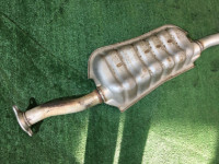 中間マフラー SUBARU OUTBACK OEM 44200AG050 BPE BP9 BP5 2005 EZ30