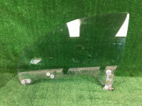 กระจกประตูหน้าซ้าย SUBARU OUTBACK OEM 61011AG030 BPE BP9 BP5 2005