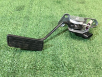 แป้นคันเร่ง SUBARU OUTBACK OEM 36010AG000 BPE BLE 2005 gold 39J
