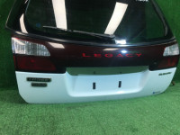 尾门 SUBARU LANCASTER OEM 60800AE040, 63011AE020, 84251AE060 BH9 BHE BH5 1999 white / grey 8K2
