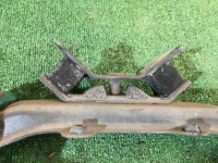 Travesaño de la caja de cambios SUBARU FORESTER OEM 41022AC150, 41021AC390 SF5 SF9 2000 EJ201