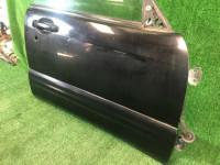 Puerta delantera derecha SUBARU FORESTER OEM 61101FC002 SF5 2000 black 47A