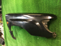 Aleta delantera derecha SUBARU FORESTER OEM 57120FC000 SF5 SF9 2000 black 47A