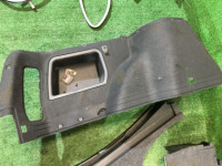 Tapizado del maletero SUBARU FORESTER OEM 94063FC001OE, 94063FC011OE, 95020FC011OE, 95020FC041OE, 95020FC041OE SF5 SF9 2000 black 47A