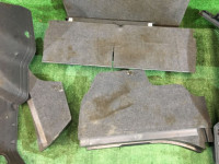 Tapizado del maletero SUBARU FORESTER OEM 94063FC001OE, 94063FC011OE, 95020FC011OE, 95020FC041OE, 95020FC041OE SF5 SF9 2000 black 47A