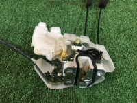 右后门锁 SUBARU OUTBACK OEM 61034AG001, 61100AG000 BPE BP9 BP5 2005 gold 39J