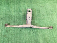 差速器支座 SUBARU FORESTER OEM 41310SA001 SG5 2005 EJ205
