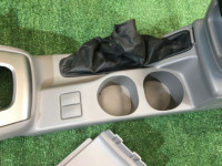 Glovebox and armrest высокий SUBARU FORESTER OEM 92173SA000ND, 92113FE100ND, 92114SA040ND, 92136FE000ND SG5 SG9 SG 2005 48W