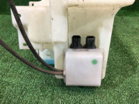 Depósito del limpiaparabrisas SUBARU FORESTER OEM 86610SA050 SG5 SG9 2005 EJ205