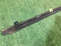 右フロントドアモール SUBARU FORESTER OEM 61280SA000 SG5 SG9 2005 48W