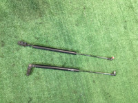 โช้คค้ำฝากระโปรงท้าย 63269SA000, 63269SA010 SUBARU FORESTER