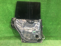 Porta traseira esquerda SUBARU FORESTER OEM 60409SA0119P SG5 SG9 2003 black 18L