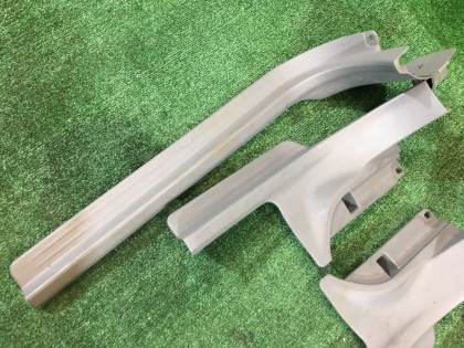 Накладки на пороги SUBARU FORESTER OEM 94060SA000ND, 94060SA010ND, 94061SA000ND, 94061SA010ND SG5 SG9 2003 black 18L